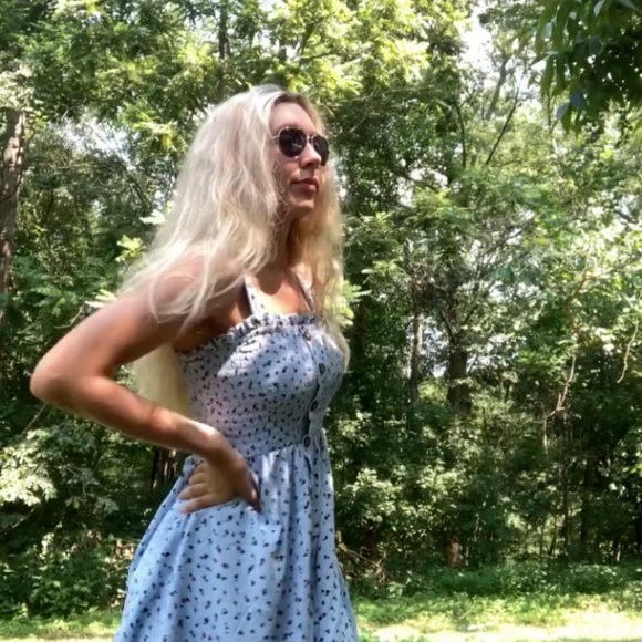 Meet your Posher, Mekalynn - Picture 4 of 12